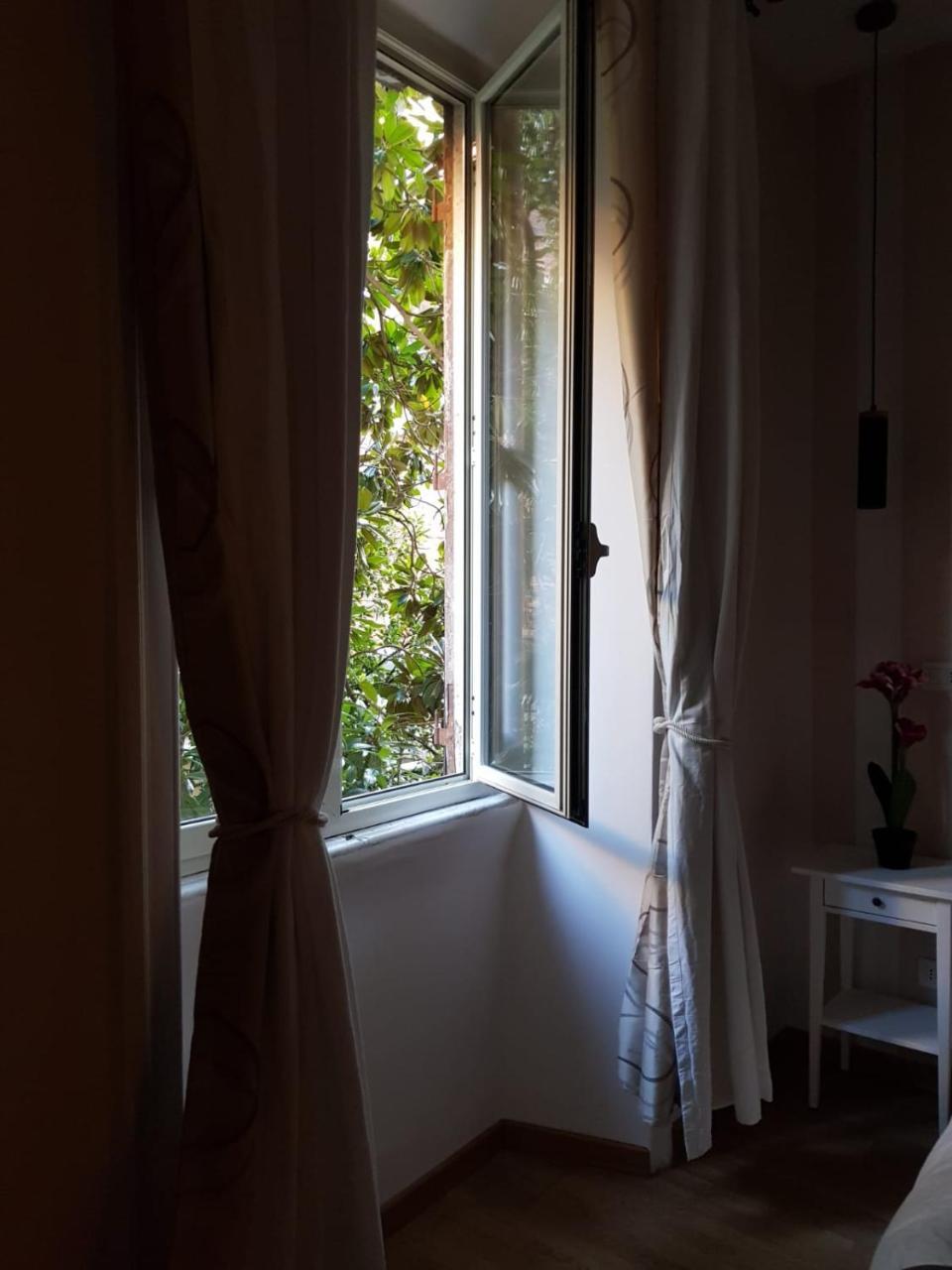 Monti49 Guesthouse روما المظهر الخارجي الصورة